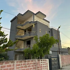Apartamento Mico's, Vlorë