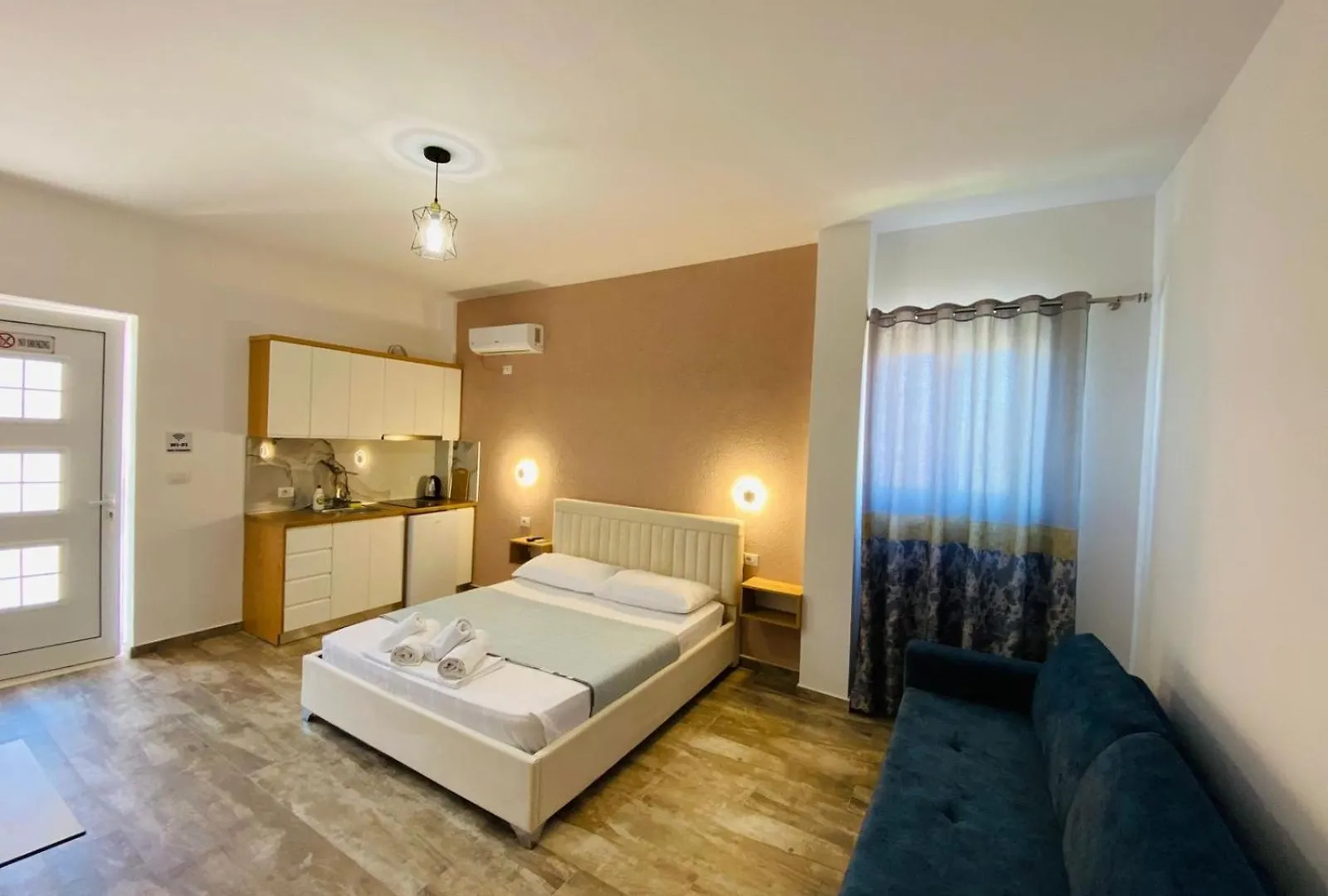 Gray&Oli Studios Vlore Albania